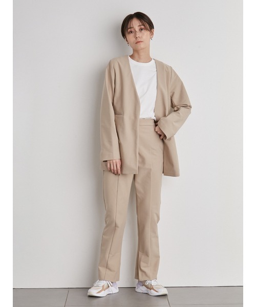 emmi（エミ）の「【emmi atelier】ワンダーシェイプストレートパンツ（スラックス・レディース・ベージュ/ブラック・0/1）」の12枚目の写真