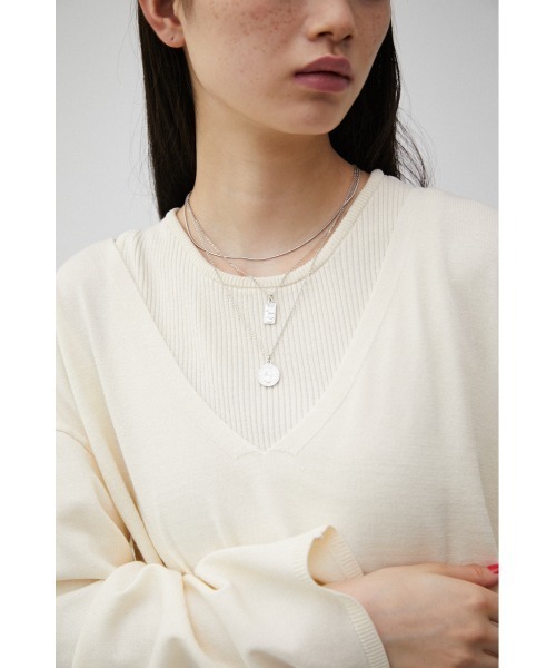 AZUL by moussy（アズールバイマウジー）の「COIN THREE-STRAND NECKLACE/コインスリーストランドネックレス（ネックレス・レディース・ゴールド系その他/シルバー・FREE）」の8枚目の写真