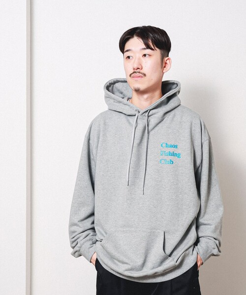BEAMS T（ビームスティー）の「Chaos Fishing Club / LOGO HOODIE（スウェット・メンズ・グレー/ブラック・LARGE/X-LARGE/MEDIUM）」の13枚目の写真