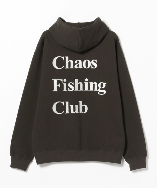 BEAMS T（ビームスティー）の「Chaos Fishing Club / LOGO HOODIE（スウェット・メンズ・グレー/ブラック・LARGE/X-LARGE/MEDIUM）」の2枚目の写真