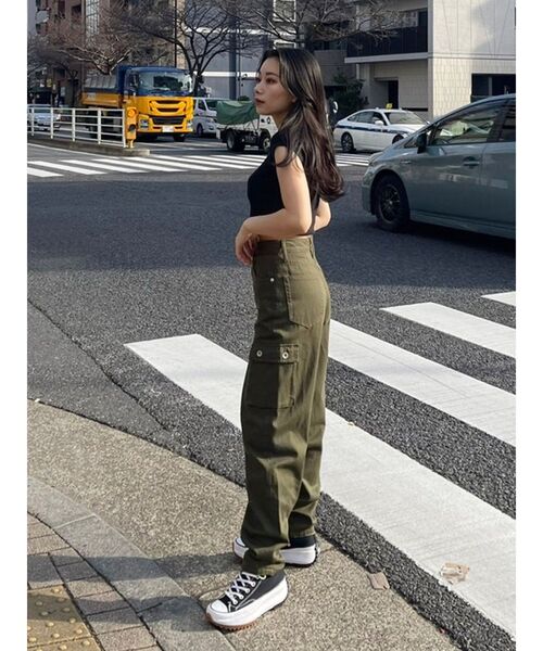 EVRIS（エヴリス）の「カーゴデザインデニムパンツ（デニムパンツ・レディース・インディゴブルー/カーキ・SMALL/MEDIUM）」の16枚目の写真