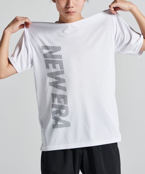 NEW ERA（ニューエラ）の「NEW ERA/ニューエラ/NEW ERA PERFORMANCE/ニューエラパフォーマンス 吸水速乾 UVカット フロントプリントTシャツ 13516829/13516830/13516831（Tシャツ/カットソー・メンズ・エメラルド/ブラック/ホワイト・XXL/XL/L/M）」の22枚目の写真