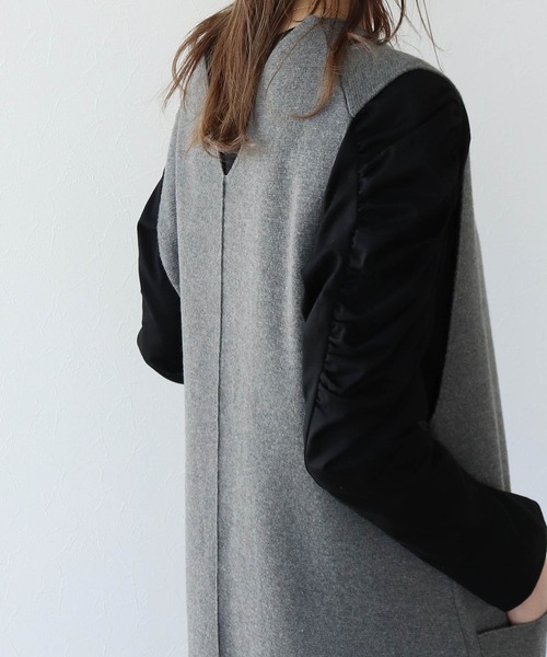 DRESSLAVE(ドレスレイブ)の「Sugar Rose / v neck midi dress(Vネックミディ丈ワンピース)(ジャンパースカート・レディース・チャコールグレー/ブラック・38)」の14枚目の写真