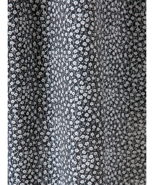 ehka sopo（エヘカソポ）の「小花柄配色パイピングワンピース（ワンピース・レディース・ブラック/ブルー/グリーン・ﾌﾘ-）」の16枚目の写真