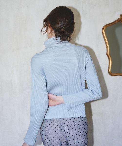 MIRO AMURETTE（ミロアミュレット）の「2way heart button cardigan/ハートボタンカーディガン（カーディガン/ボレロ・レディース・ライトブルー/モカ・FREE）」の6枚目の写真