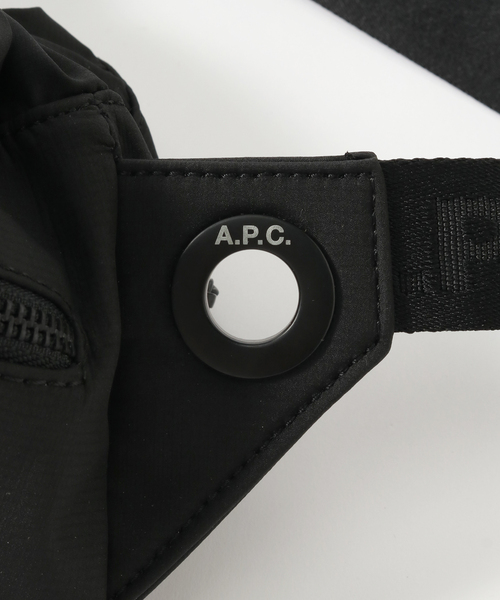 A.P.C.(アーペーセー)の「【A.P.C. / アー ペー セー】 BANANE RESET(ショルダーバッグ・メンズ・ブラック・FREE)」の11枚目の写真