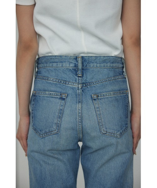 BLACK BY MOUSSY(ブラックバイマウジー)の「HUILA blue denim(ウィラブルーデニム)(デニムパンツ・レディース・ブルー・24inch/25inch/26inch/23inch)」の7枚目の写真