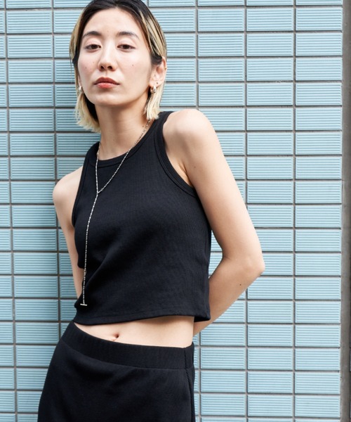 Auntie Rosa Holiday（アンティローザホリデー）の「カットリブアメスリクロップドタンク（タンクトップ・レディース・ブラック/ブラウン/オフホワイト・FREE）」の3枚目の写真