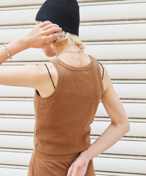 Auntie Rosa Holiday（アンティローザホリデー）の「カットリブアメスリクロップドタンク（タンクトップ・レディース・ブラック/ブラウン/オフホワイト・FREE）」の15枚目の写真