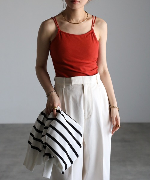 Bonjour Sagan（ボンジュールサガン）の「カップ付きダブルストラップキャミソール（キャミソール・レディース・ブラック/サックスブルー/ブラウン/グリーン/ライトグリーン/テラコッタ/キナリ・FREE）」の4枚目の写真