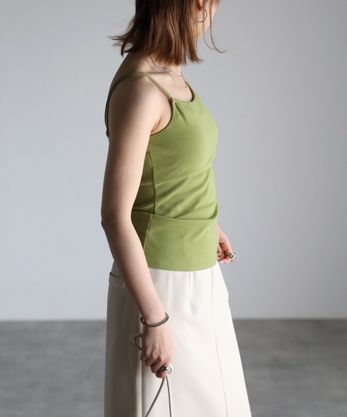 Bonjour Sagan（ボンジュールサガン）の「カップ付きダブルストラップキャミソール（キャミソール・レディース・ブラック/サックスブルー/ブラウン/グリーン/ライトグリーン/テラコッタ/キナリ・FREE）」の20枚目の写真