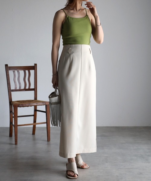 Bonjour Sagan（ボンジュールサガン）の「カップ付きダブルストラップキャミソール（キャミソール・レディース・ブラック/サックスブルー/ブラウン/グリーン/ライトグリーン/テラコッタ/キナリ・FREE）」の22枚目の写真