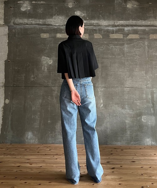 cona（コナ）の「【ZOZO限定】ショート丈プリーツブラウス（シャツ/ブラウス・レディース・ホワイト/ブラック/ブルー・FREE）」の5枚目の写真