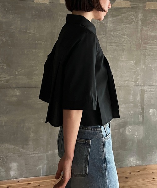 cona（コナ）の「【ZOZO限定】ショート丈プリーツブラウス（シャツ/ブラウス・レディース・ホワイト/ブラック/ブルー・FREE）」の10枚目の写真