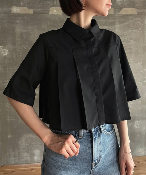 cona（コナ）の「【ZOZO限定】ショート丈プリーツブラウス（シャツ/ブラウス・レディース・ホワイト/ブラック/ブルー・FREE）」の8枚目の写真