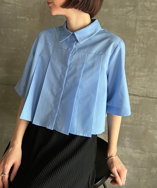 cona（コナ）の「【ZOZO限定】ショート丈プリーツブラウス（シャツ/ブラウス・レディース・ホワイト/ブラック/ブルー・FREE）」の15枚目の写真