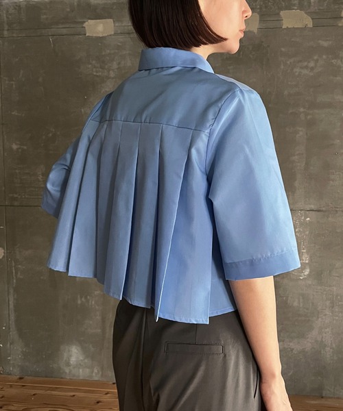 cona（コナ）の「【ZOZO限定】ショート丈プリーツブラウス（シャツ/ブラウス・レディース・ホワイト/ブラック/ブルー・FREE）」の18枚目の写真