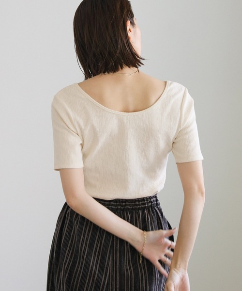 select MOCA(セレクトモカ)の「バレエネックハーフスリーブカットソー(Tシャツ/カットソー・レディース・グレイッシュブルー/アイボリー/ブラック/グリーン/ネイビー・FREE/SMALL)」の10枚目の写真