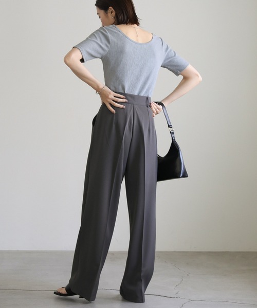 select MOCA(セレクトモカ)の「バレエネックハーフスリーブカットソー(Tシャツ/カットソー・レディース・グレイッシュブルー/アイボリー/ブラック/グリーン/ネイビー・FREE/SMALL)」の19枚目の写真