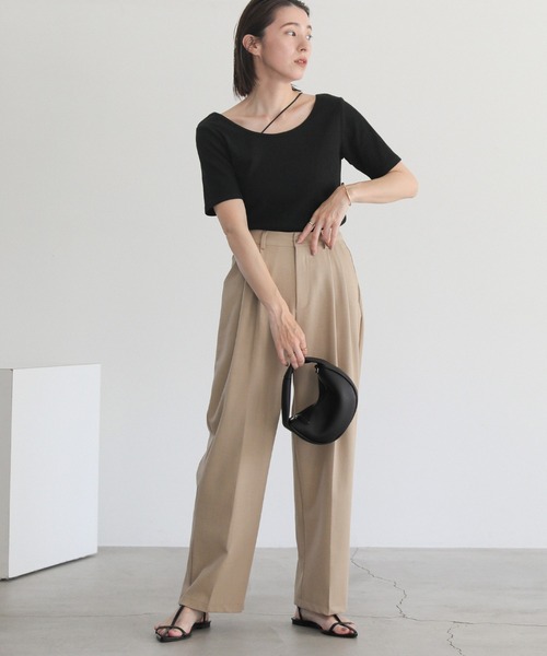 select MOCA(セレクトモカ)の「バレエネックハーフスリーブカットソー(Tシャツ/カットソー・レディース・グレイッシュブルー/アイボリー/ブラック/グリーン/ネイビー・FREE/SMALL)」の8枚目の写真