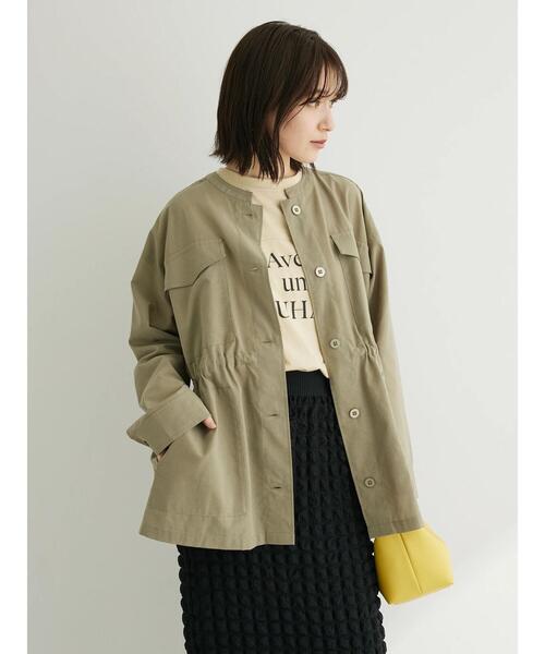 Green Parks(グリーンパークス)の「綿麻混ノーカラーブルゾン(ブルゾン・レディース・ライトカーキ/グレー・FREE)」の4枚目の写真
