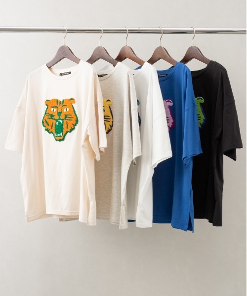 SpRay(スプレイ)の「トラサガラTシャツ(Tシャツ/カットソー・レディース・オートミール/アイボリー/ブラック/ライトベージュ/ブルー・FREE)」の6枚目の写真