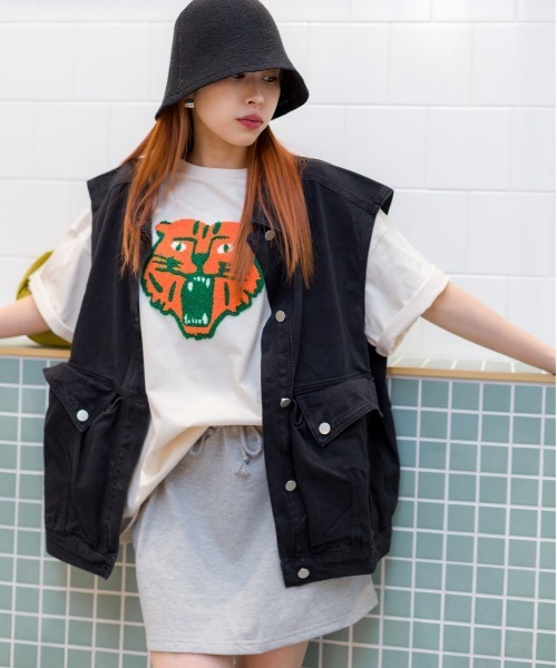 SpRay(スプレイ)の「トラサガラTシャツ(Tシャツ/カットソー・レディース・オートミール/アイボリー/ブラック/ライトベージュ/ブルー・FREE)」の8枚目の写真