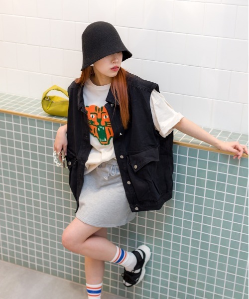 SpRay(スプレイ)の「トラサガラTシャツ(Tシャツ/カットソー・レディース・オートミール/アイボリー/ブラック/ライトベージュ/ブルー・FREE)」の9枚目の写真