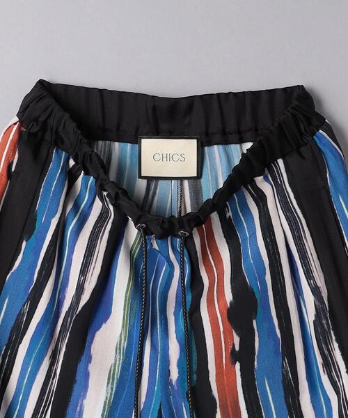 CHICS（シックス）の「＜CHICS＞ストライプ ドローストパンツ（その他パンツ・レディース・ブラック・36/38）」の4枚目の写真