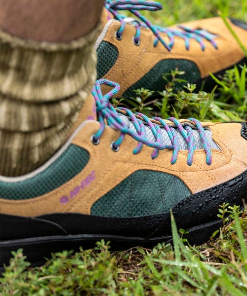 HI-TEC（ハイテック）の「【HI-TEC／ハイテック】 HT HKU11 メンズ／レディス アウトドアスニーカー　透湿防水（スニーカー・メンズ・ブラウン・23.5cm/27.5cm/23.0cm/27.0cm/22.5cm/26.5cm/25.5cm/25.0cm/24.0cm/28.0cm/24.5cm/29.0cm/22.0cm/26.0cm）」の2枚目の写真