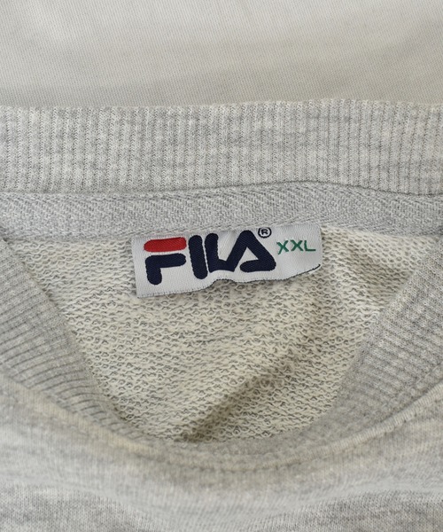 FILA(フィラ)の「【ヴィンテージ古着】FILA / フィラ ロゴ刺繍 クルーネックスウェット カナダ製(スウェット・メンズ・グレー・XX-LARGE)」の2枚目の写真