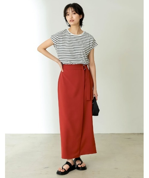 Re:EDIT（リエディ）の「[接触冷感]フレンチスリーブボーダーTシャツ（Tシャツ/カットソー・レディース・ブラック×ホワイト/ホワイト×ブラック・MEDIUM/LARGE）」の4枚目の写真