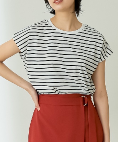 Re:EDIT（リエディ）の「[接触冷感]フレンチスリーブボーダーTシャツ（Tシャツ/カットソー・レディース・ブラック×ホワイト/ホワイト×ブラック・MEDIUM/LARGE）」の6枚目の写真