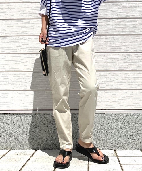 Q（キュー）の「コットンストレッチイージーパンツ（その他パンツ・レディース・カーキ/アイボリー/エメラルド・MEDIUM）」の2枚目の写真