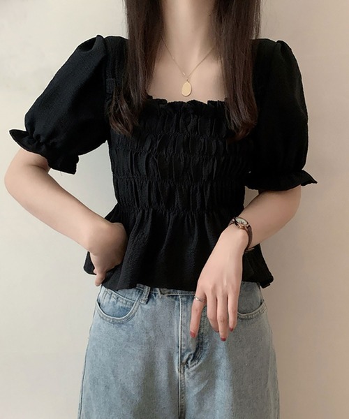 NinaetLina（ニナエリナ）の「シャーリングスクエアネックブラウス（シャツ/ブラウス・レディース・ベージュ/ホワイト/ブラック・FREE）」の6枚目の写真