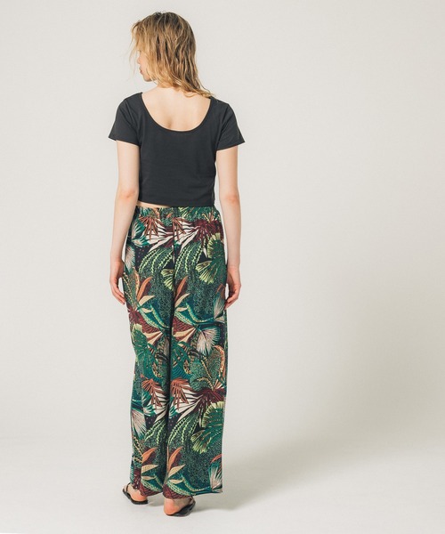 カラフルリーフ柄ワイドパンツ（その他パンツ）｜coca（coca）（コカ