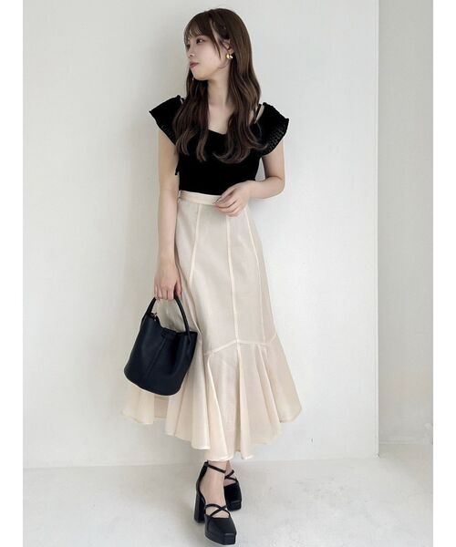 dazzlin（ダズリン）の「シアーランダムフレアスカート（スカート・レディース・アイボリー/ブラウン/グレー・SMALL/MEDIUM）」の6枚目の写真