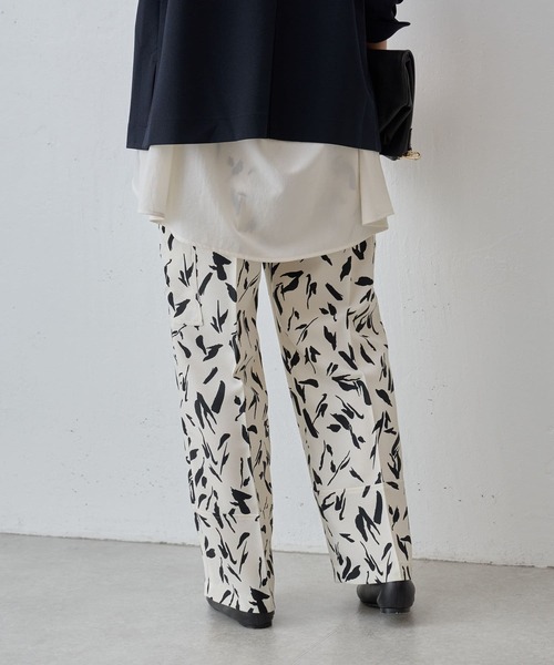 BEARDSLEY（ビアズリー）の「《LIVETART》トロミカーゴプリントパンツ