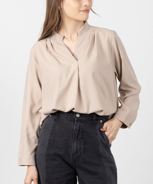 NAVY(ネイビー)の「スキッパーシャツブラウス(シャツ/ブラウス・レディース・ベージュ/ネイビー/ホワイト・フリー)」の1枚目の写真