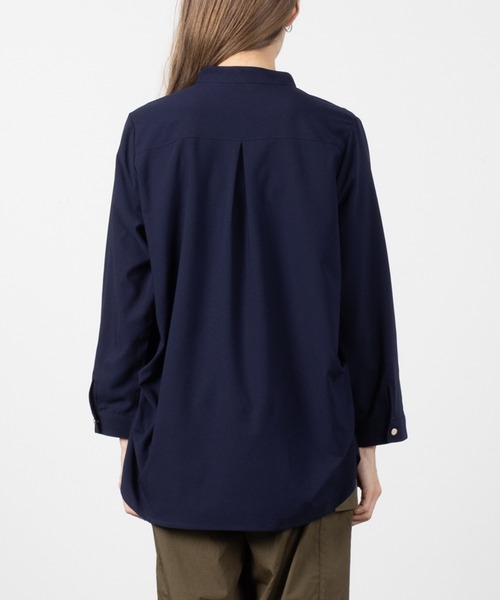NAVY(ネイビー)の「スキッパーシャツブラウス(シャツ/ブラウス・レディース・ベージュ/ネイビー/ホワイト・フリー)」の6枚目の写真