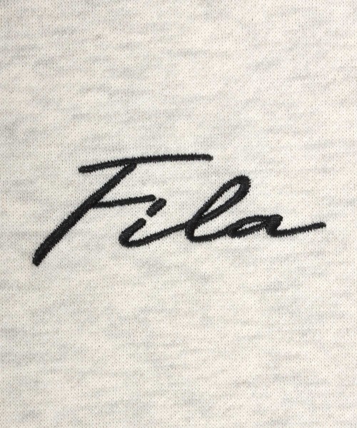 FILA(フィラ)の「FILA(フィラ)ワンポイントロゴ刺繍 無地 裏起毛スウェットトップス メンズ レディース/トレーナープルオーバー(スウェット・メンズ・ホワイト/ネイビー系1/アッシュグレー/ブラック系その他/ネイビー/ブラック・M/LL/L)」の10枚目の写真