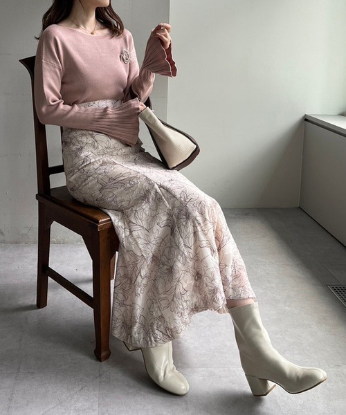 one after another NICE CLAUP(ワンアフターアナザーナイスクラップ)の「【ZOZO限定商品】新色追加/線画花柄ロングスカート(スカート・レディース・ブラック系/ベージュ系/アイボリー系・MEDIUM/LARGE)」の6枚目の写真