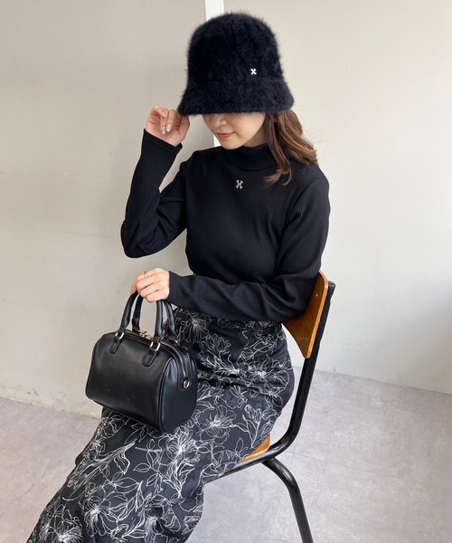 one after another NICE CLAUP(ワンアフターアナザーナイスクラップ)の「【ZOZO限定商品】新色追加/線画花柄ロングスカート(スカート・レディース・ブラック系/ベージュ系/アイボリー系・MEDIUM/LARGE)」の19枚目の写真