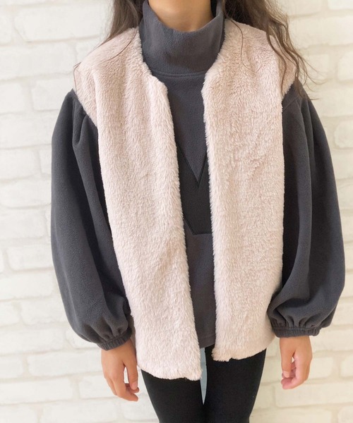 ZI-ON(ジーオン)の「フェイクファーベスト(ベスト・キッズ・グレー/ベージュ/アイボリー/スモークピンク/ブラック・120cm/130cm/140cm/150cm/160cm)」の5枚目の写真