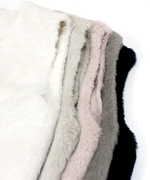 ZI-ON(ジーオン)の「フェイクファーベスト(ベスト・キッズ・グレー/ベージュ/アイボリー/スモークピンク/ブラック・120cm/130cm/140cm/150cm/160cm)」の15枚目の写真