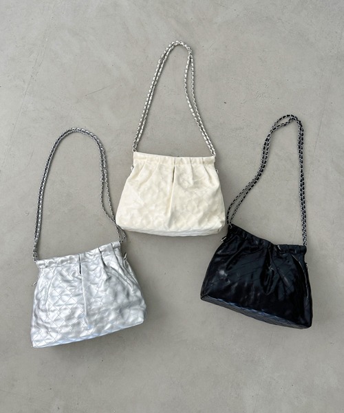 un+frame（アンフレーム）の「quilting chain shoulder bag／2WAYキルティングPUチェーンショルダーバッグ（ショルダーバッグ・レディース・ブラック/アイボリー/シルバー・FREE）」の9枚目の写真