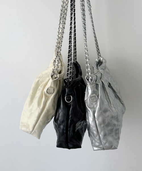 un+frame（アンフレーム）の「quilting chain shoulder bag／2WAYキルティングPUチェーンショルダーバッグ（ショルダーバッグ・レディース・ブラック/アイボリー/シルバー・FREE）」の13枚目の写真