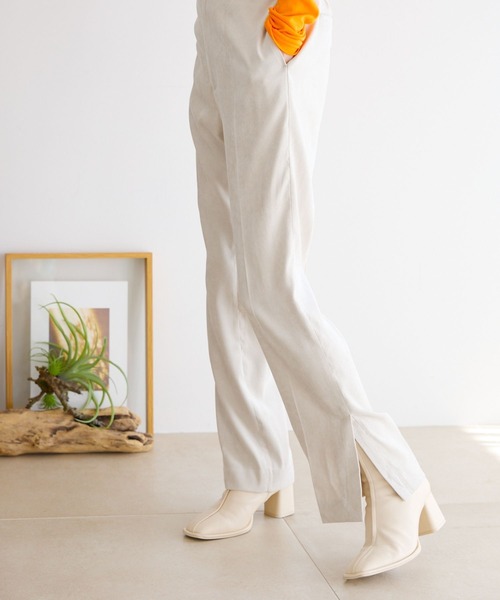 LOWRYS FARM(ローリーズファーム)の「ストレッチベロアライクパンツ 971225(その他パンツ・レディース・アイボリー/チャコールグレー/ブルー/ブラック・MEDIUM/LARGE)」の15枚目の写真