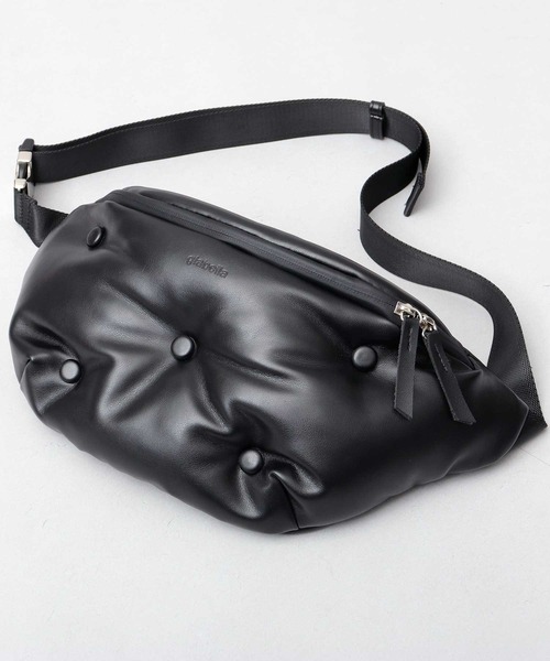 glabella（グラベラ）の「パデッド クッション PU ウエストバッグ（ボディバッグ/ウエストポーチ・メンズ・ブラック・FREE）」の3枚目の写真