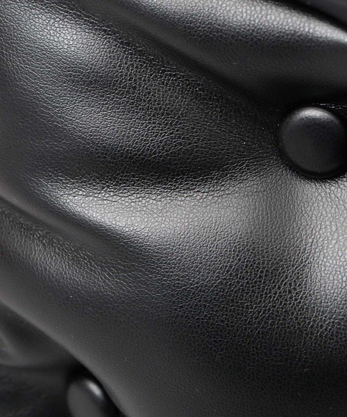 glabella（グラベラ）の「パデッド クッション PU ウエストバッグ（ボディバッグ/ウエストポーチ・メンズ・ブラック・FREE）」の4枚目の写真